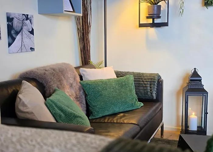 公寓 Gemuetliches Alpen-apartment Fuer 2, Direkt An Der Piste, 萨斯费